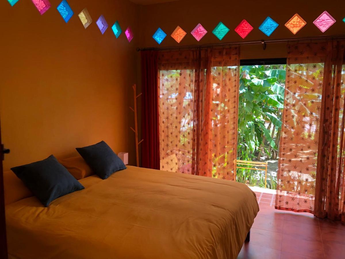 One World Bungalows Ko Lanta Exteriör bild
