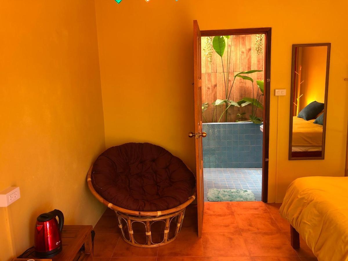 One World Bungalows Ko Lanta Exteriör bild