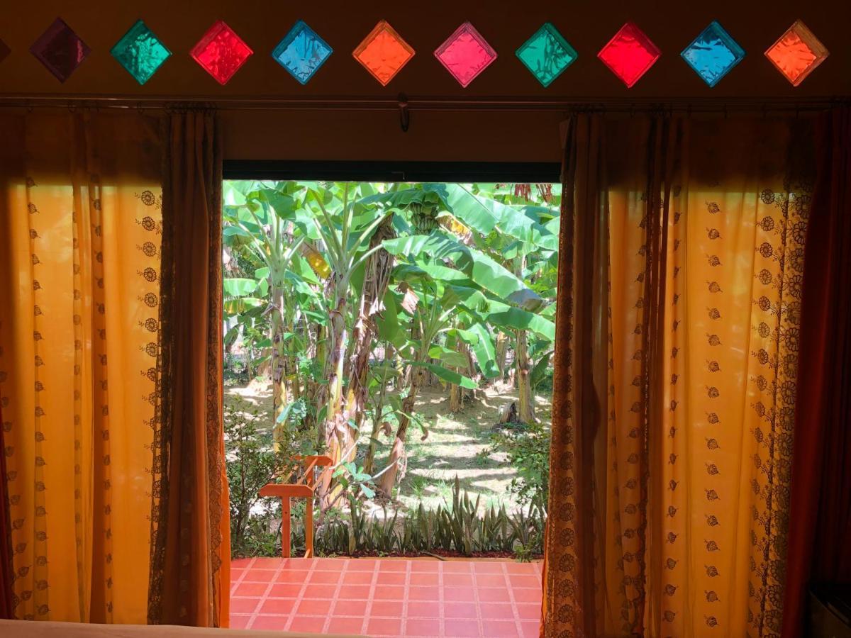 One World Bungalows Ko Lanta Exteriör bild