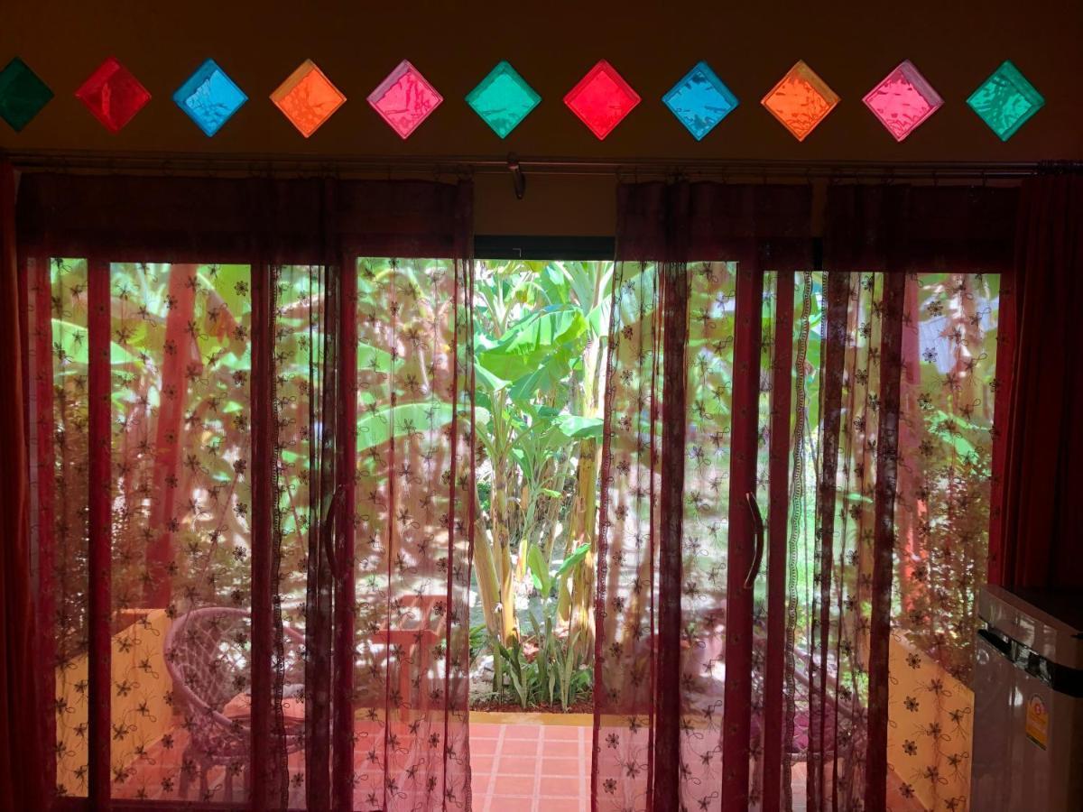 One World Bungalows Ko Lanta Exteriör bild